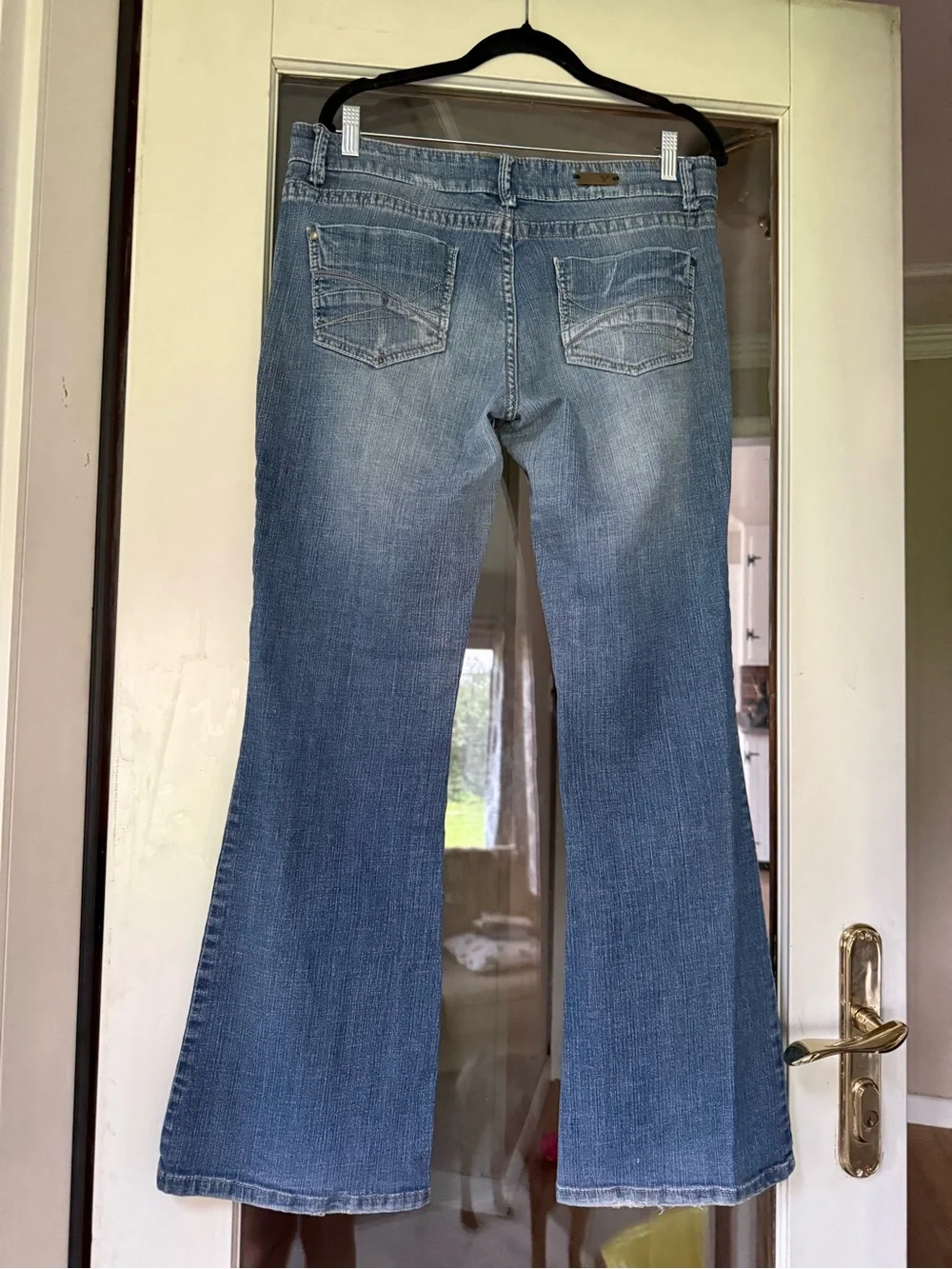 Vanity Blue Distressed Wide-Leg Jeans